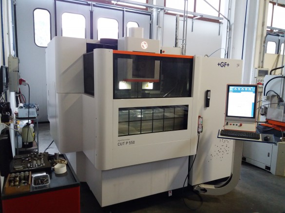 Elettroerosione a filo 550